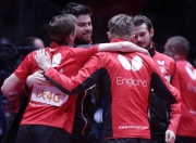 开云平台-英格兰一战成名！阿什福德帽子戏法领先的简单介绍