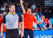 开云平台-狼队主帅怒指责裁判判罚，球队心情低落