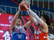 开云APP-福建队险胜新疆队，塔图姆关键制胜的简单介绍