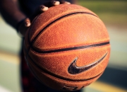 开云官网-南半球奇迹之夜，新西兰绝境争冠，孔德拉满评分诠释何为领袖