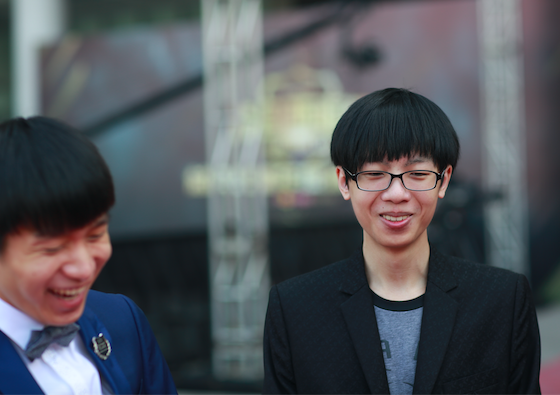 XL完胜TeamWE，Deft送出助攻