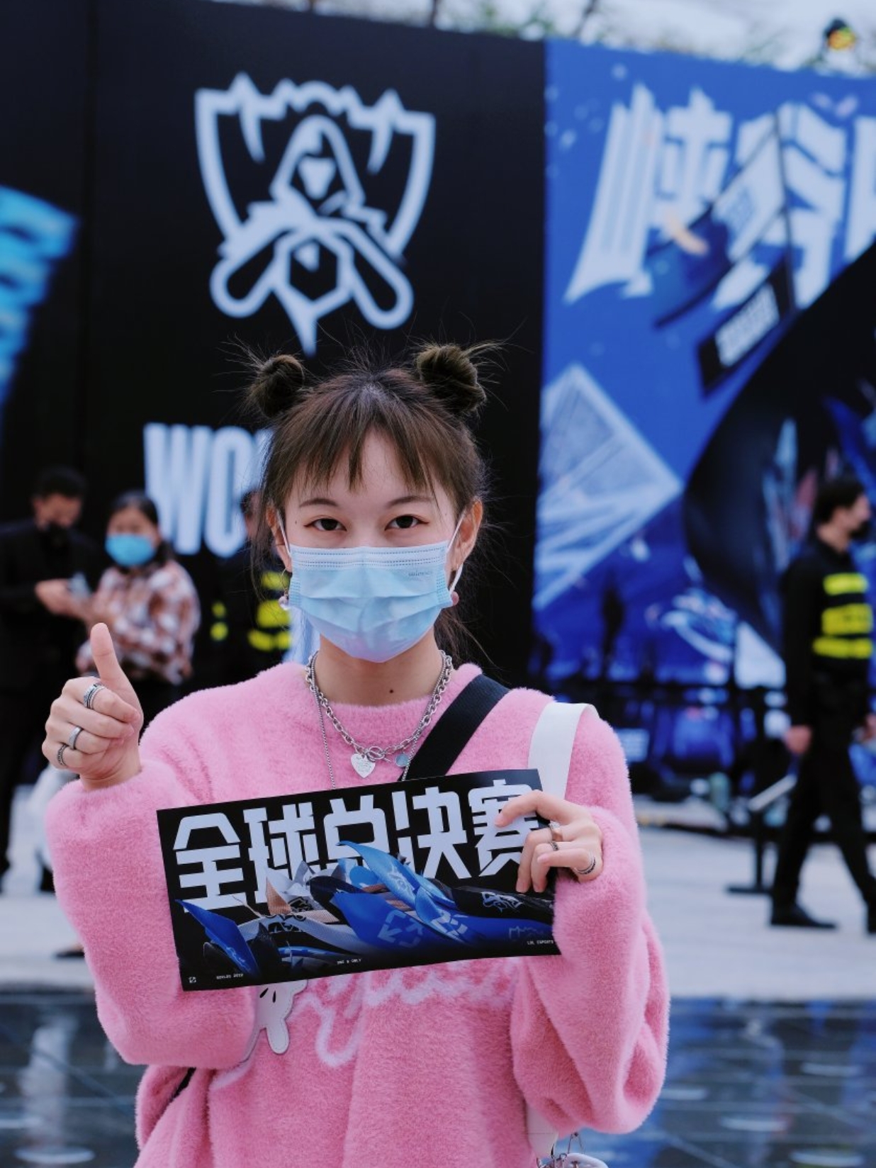 包含DRX碾压T1，Xiaohu完成帽子戏法的词条