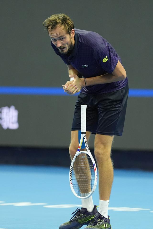 德国网球队力克欧洲网球队，梅德韦杰夫制霸全场