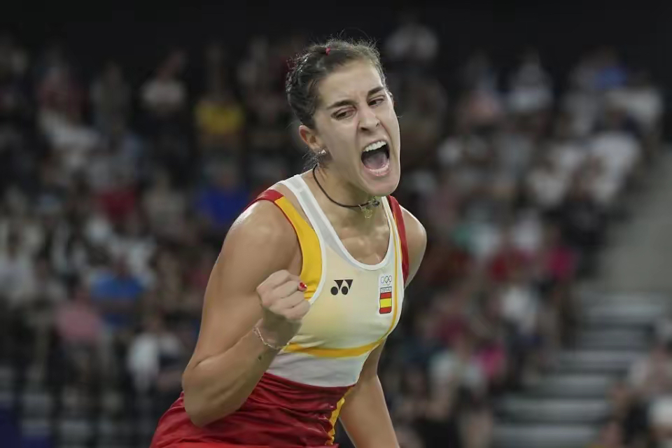 关于泰国羽毛球队翻盘英格兰羽毛球队，马琳送出助攻的信息