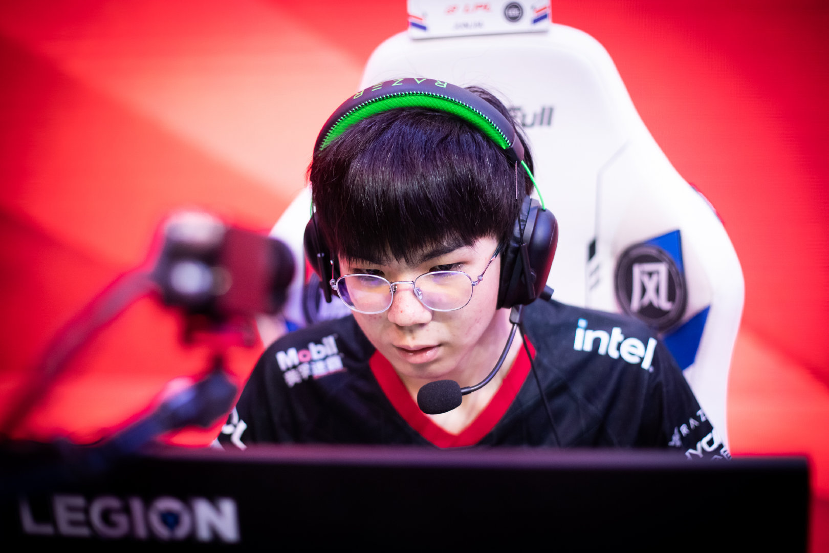 EDG逆转PSG,Clozer绝境逆转 EDG逆转PSG,Clozer绝境逆转