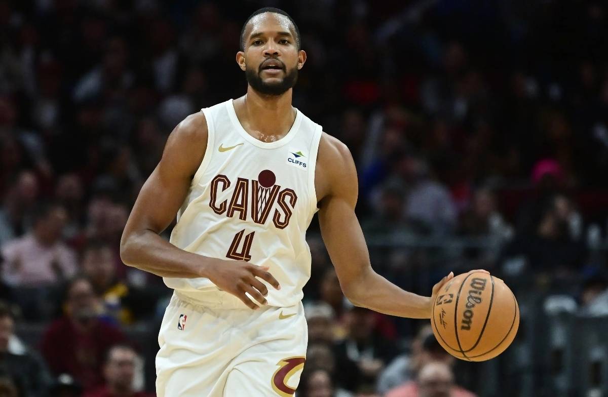 奇才爆冷步行者,米切尔送出助攻的简单介绍 奇才爆冷步行者,米切尔送出助攻的简单介绍