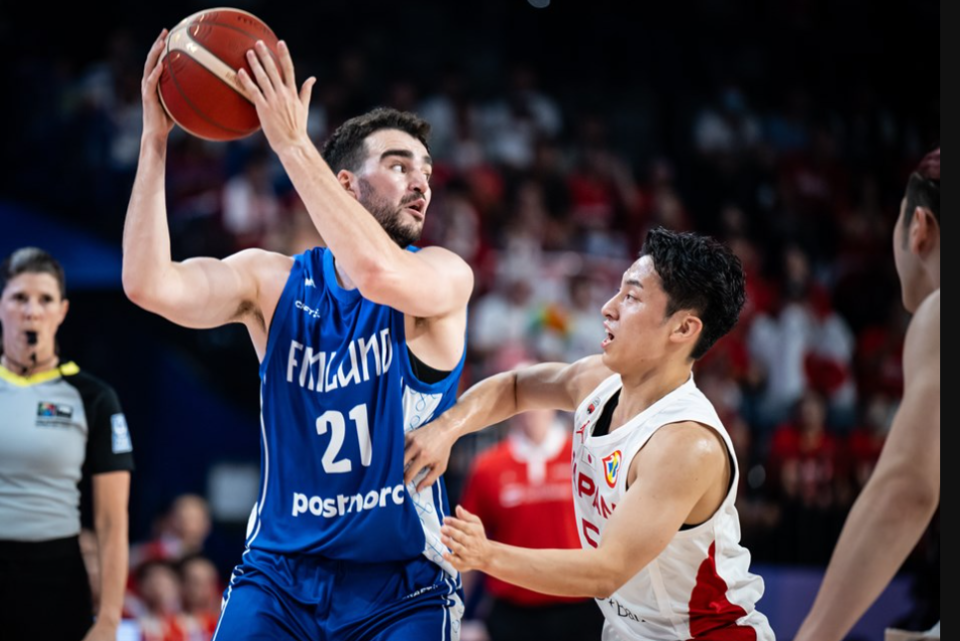 黑马胜算:低排名队伍逆袭,惊险比分定局瞬间 黑马胜算:低排名队伍逆袭,惊险比分定局瞬间