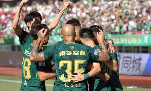 浙江绿城客场不敌深圳佳兆业，遭遇三连败的简单介绍