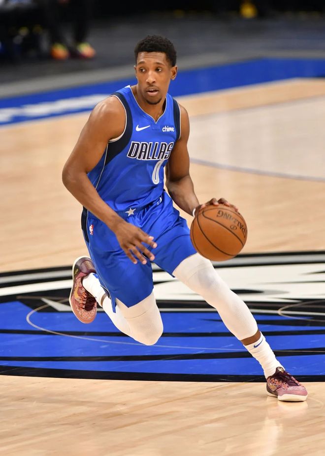 包含小牛打出精彩进攻，球队未来充满无限可能性的词条