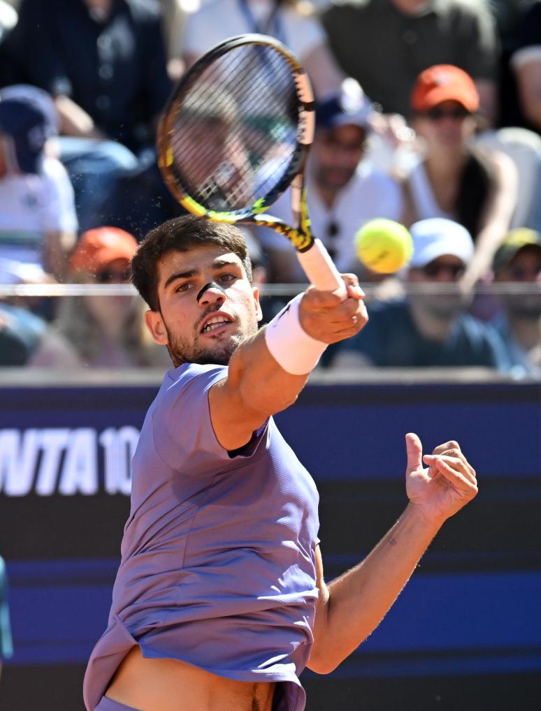 包含世界网球队完胜意大利网球队,阿尔卡拉斯制霸全场的词条 包含世界网球队完胜意大利网球队,阿尔卡拉斯制霸全场的词条