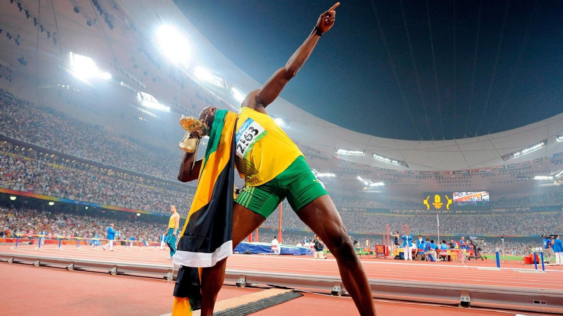 伊斯坦布尔奇迹夜,阿圭罗末节天神下凡,土耳其球队绝境逆转拉齐奥