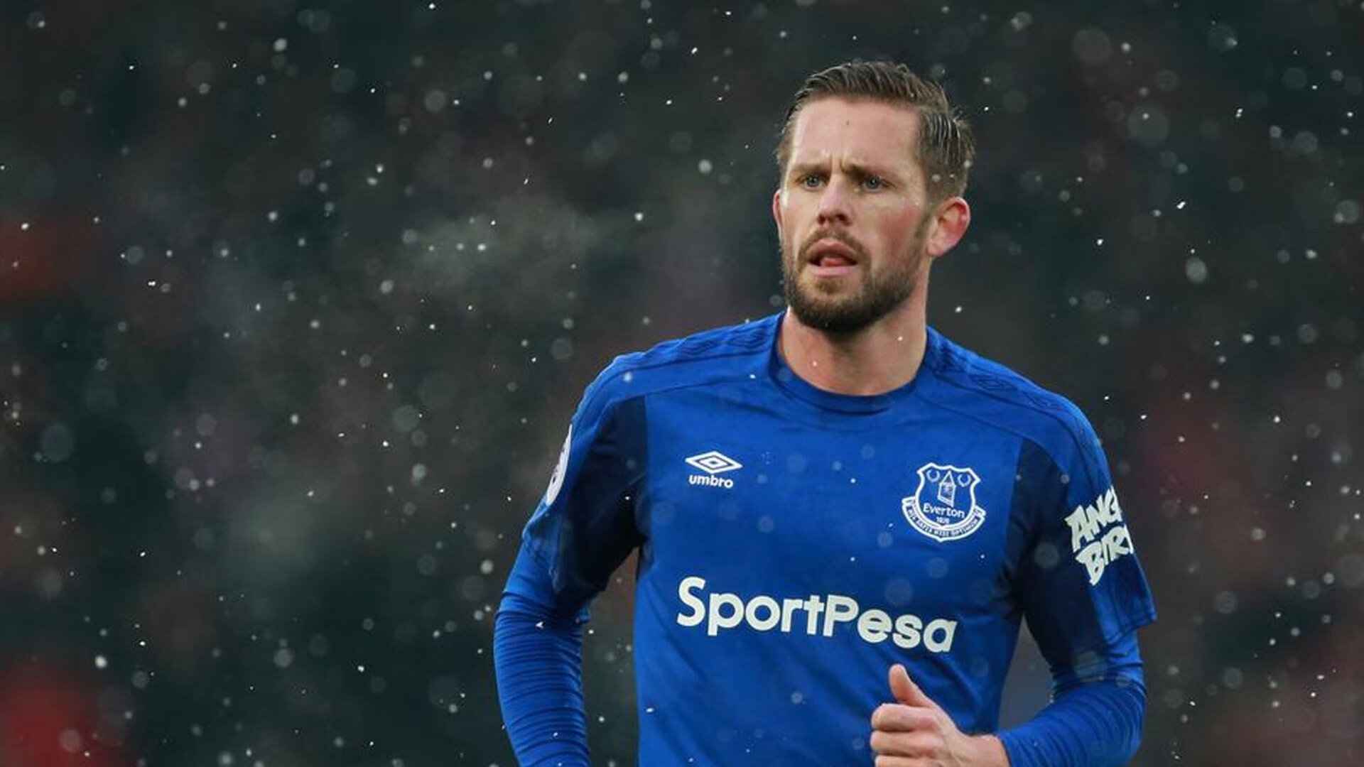 索伯的精密艺术与阿隆索的不老烈焰，一场技术与意志的双重胜利